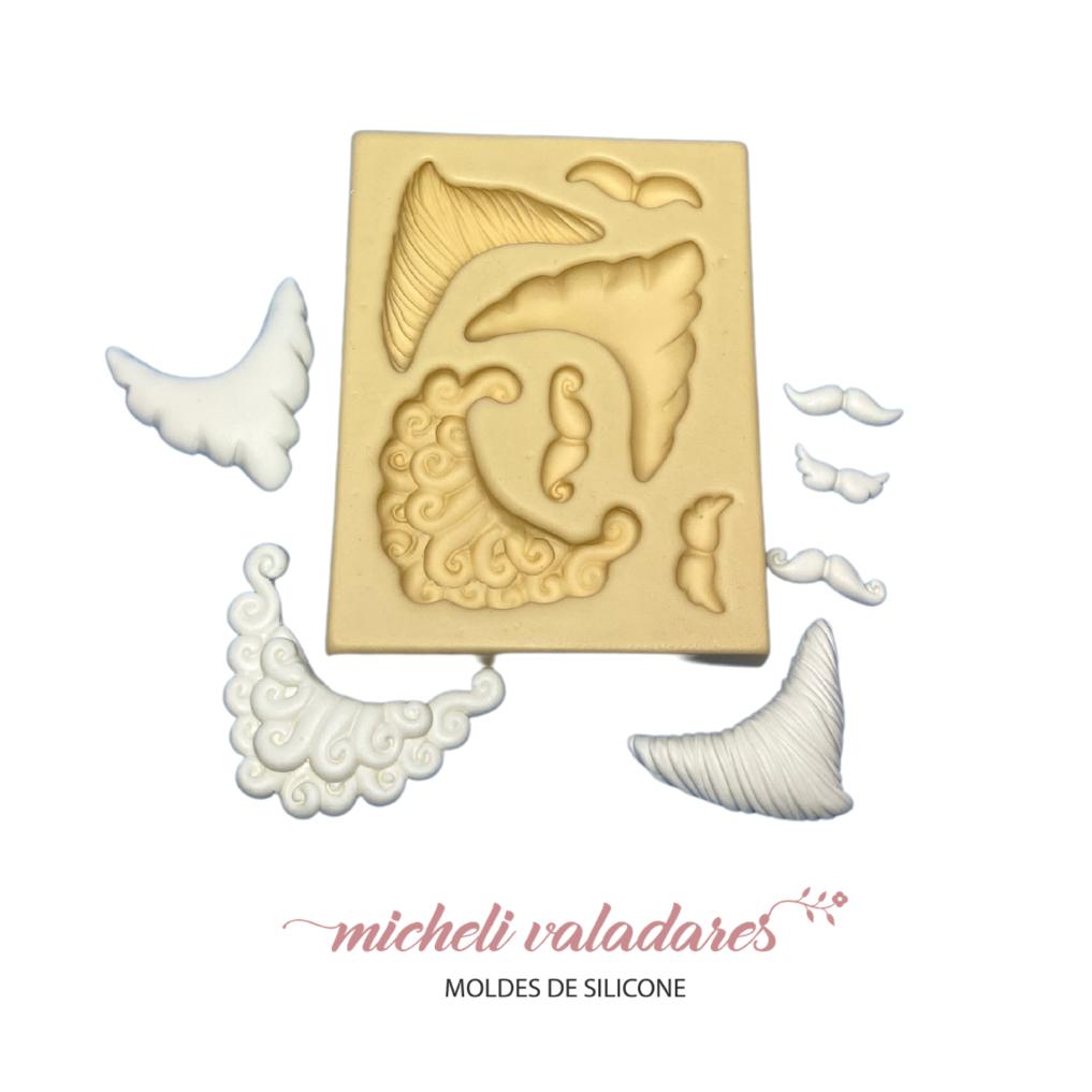 Molde de Silicone para Artesanato Barbas Papai Noel M - 4 a 5 cm - Imagem 2